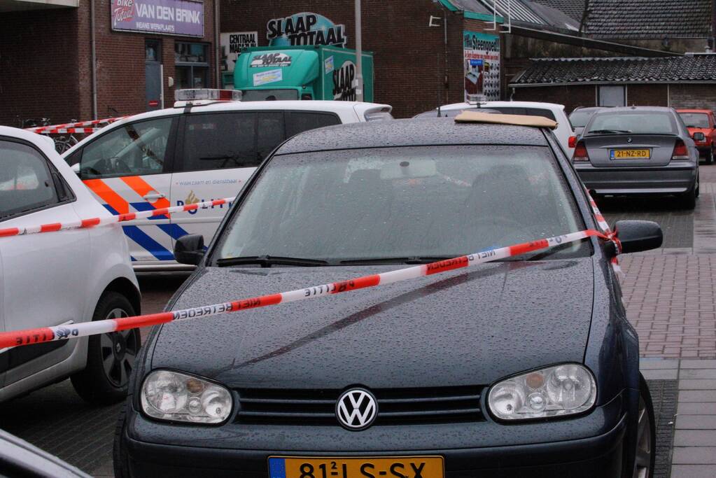 Gewonde en plaats-delict na vechtpartij op straat