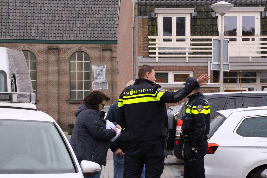 Gewonde en plaats-delict na vechtpartij op straat