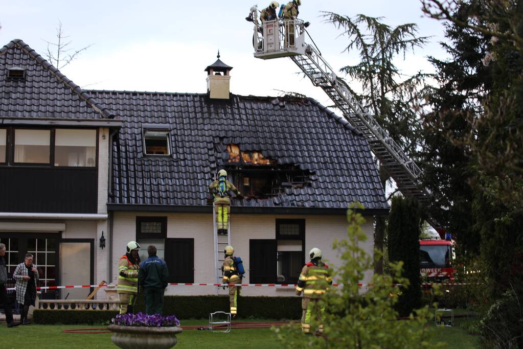 Forse schade bij woningbrand