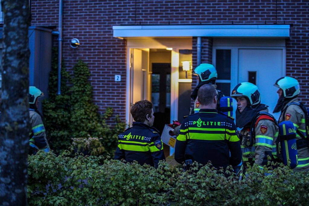 Buurt loopt uit bij schoorsteenbrand