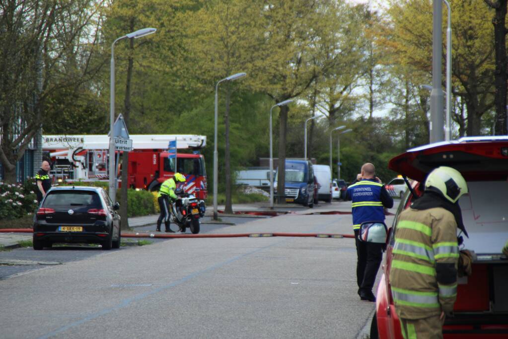 Veel rookontwikkeling bij zeer grote brand