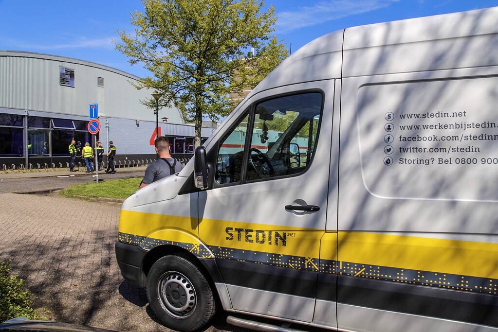 Europees ballroom dancing gestaakt door brand