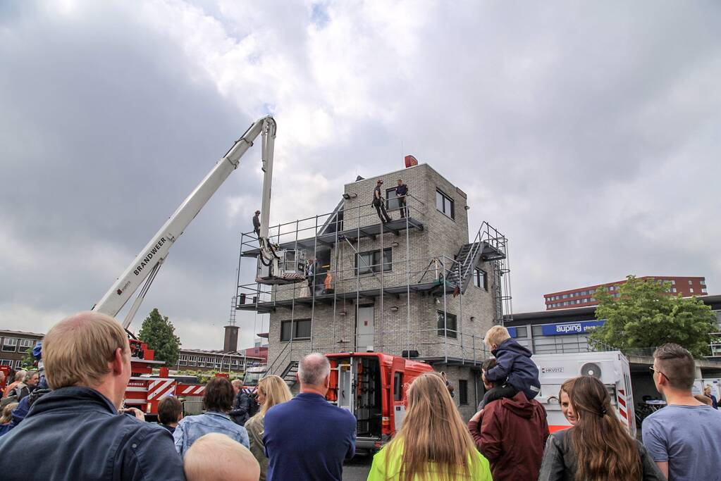 Burgemeester opent veilgheidsdag