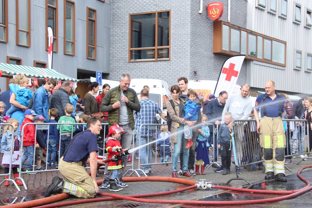 Burgemeester opent veilgheidsdag