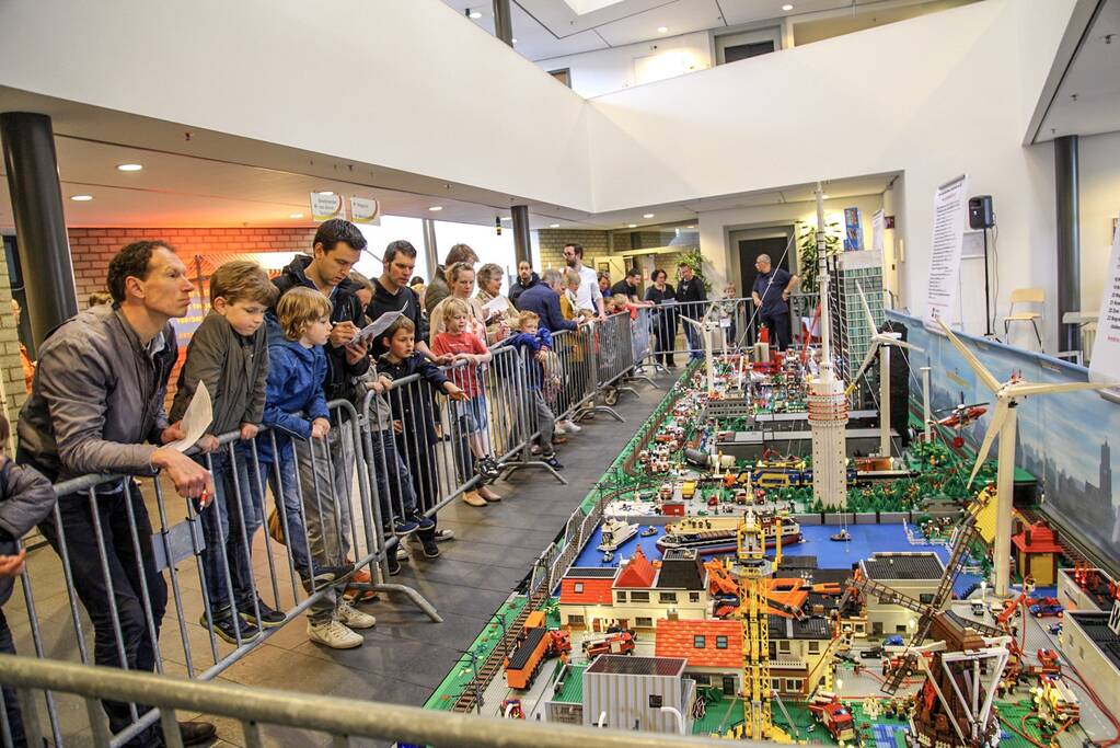 Burgemeester opent veilgheidsdag