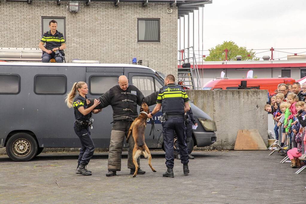 Burgemeester opent veilgheidsdag