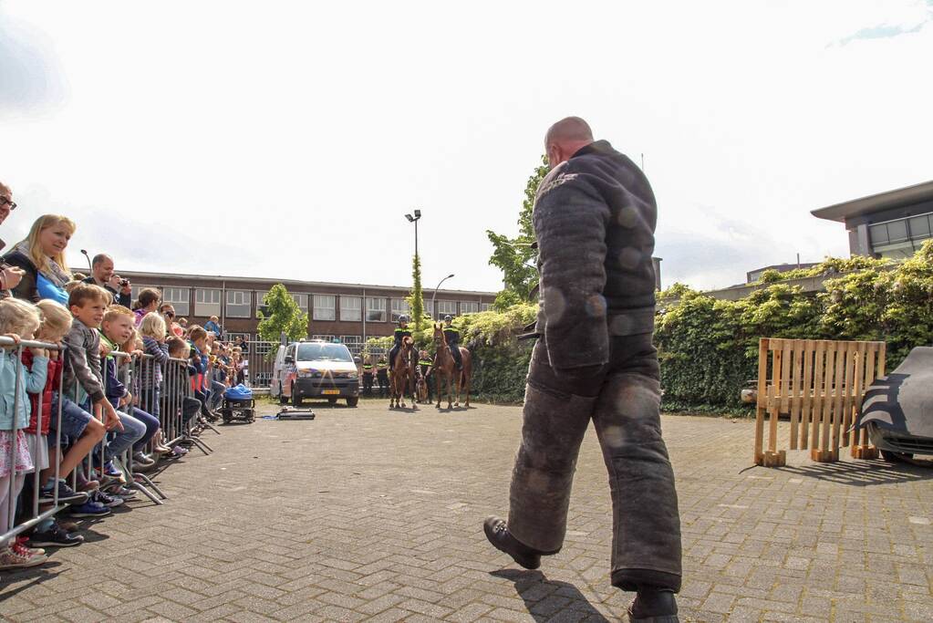 Burgemeester opent veilgheidsdag