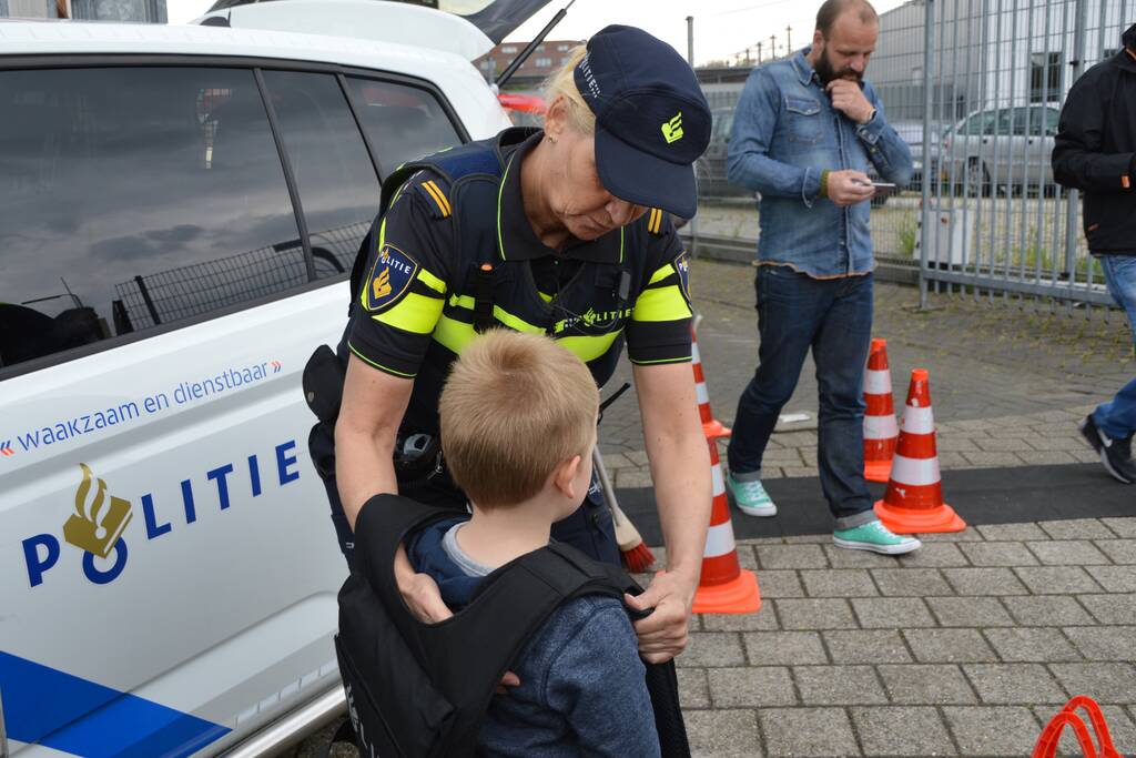 Burgemeester opent veilgheidsdag