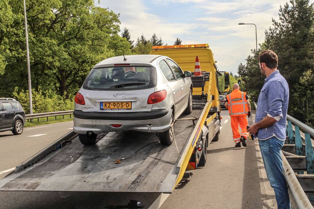 Veel schade bij kop-staartbotsing
