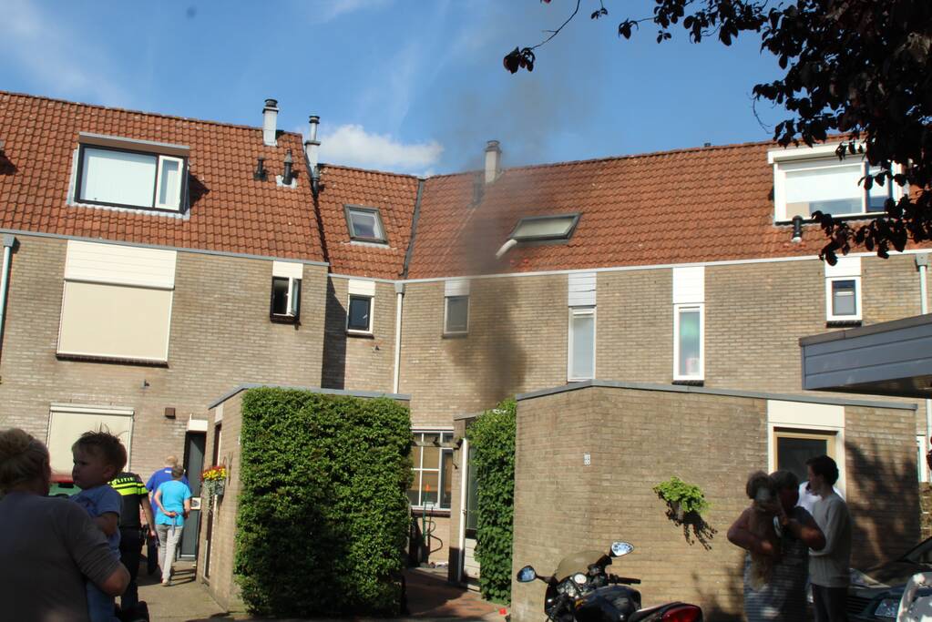 Veel rook bij brand in meterkast