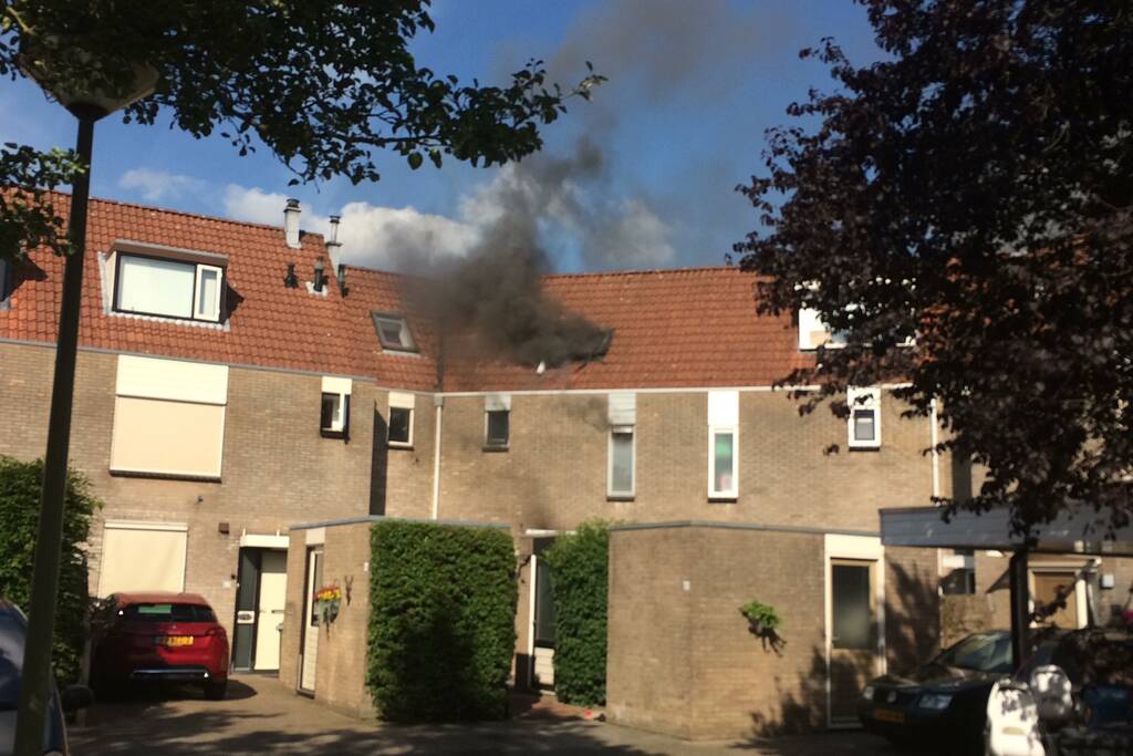 Veel rook bij brand in meterkast