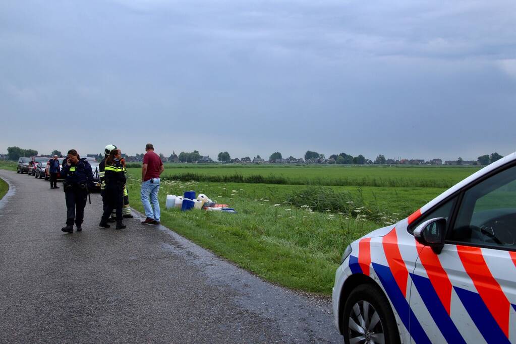 Meerdere plaatsen tientallen vaten gedumpt