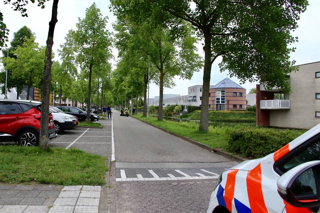 Scooterrijder zonder rijbewijs veroorzaakt ongeval