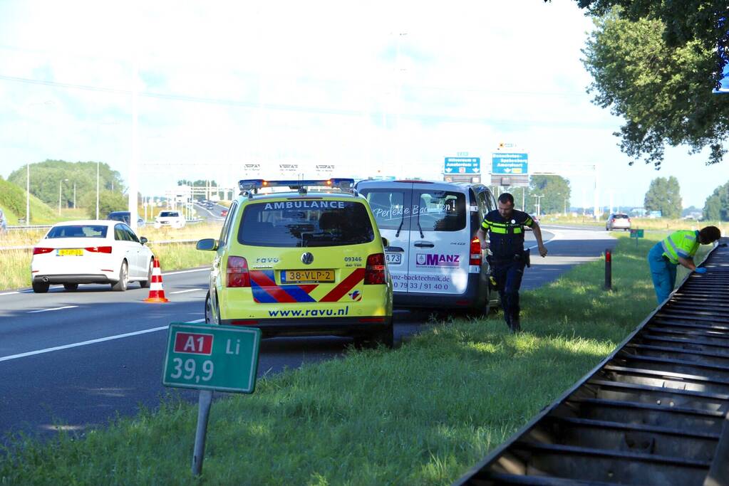 Lange file door kop-staart aanrijding