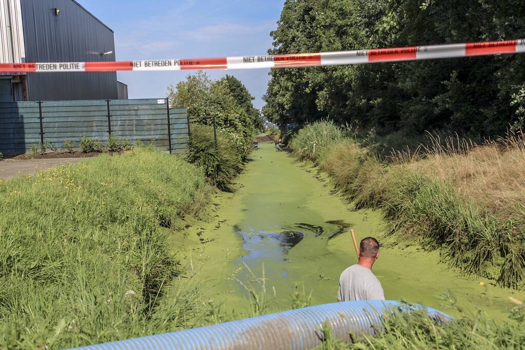 Onderzoek gestart in drooggelegde sloot