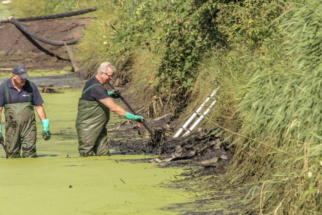 Onderzoek gestart in drooggelegde sloot