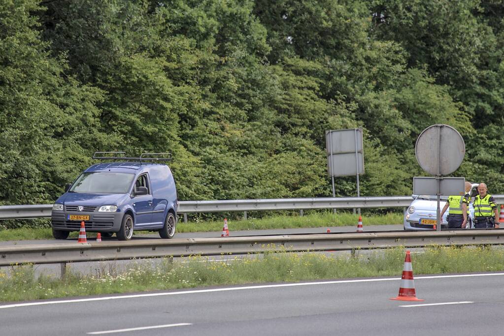 Rijbaan afgesloten na ernstig ongeval
