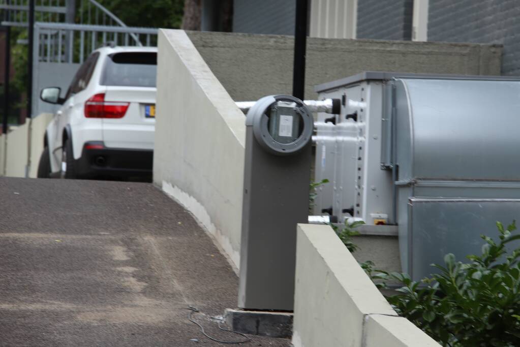 Bestuurder overreden door eigen bestelbus