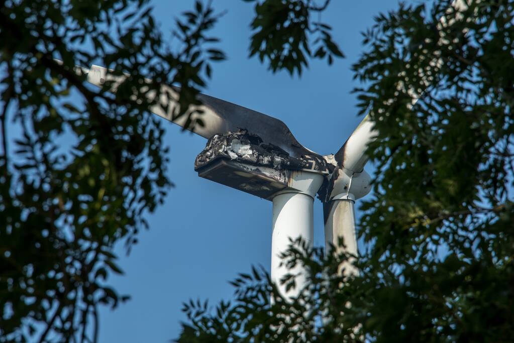 Monteurs gewond bij brand in windmolen