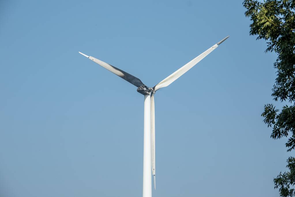 Monteurs gewond bij brand in windmolen