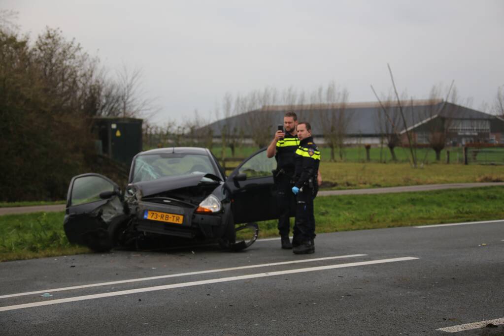 Veel schade na botsing met tractor