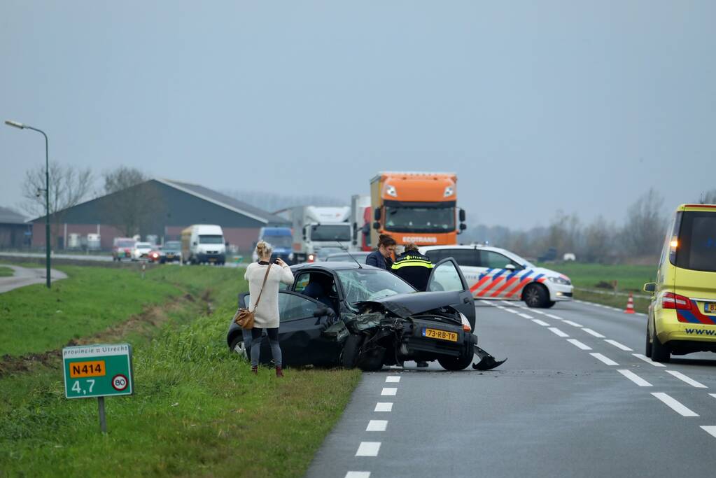 Veel schade na botsing met tractor