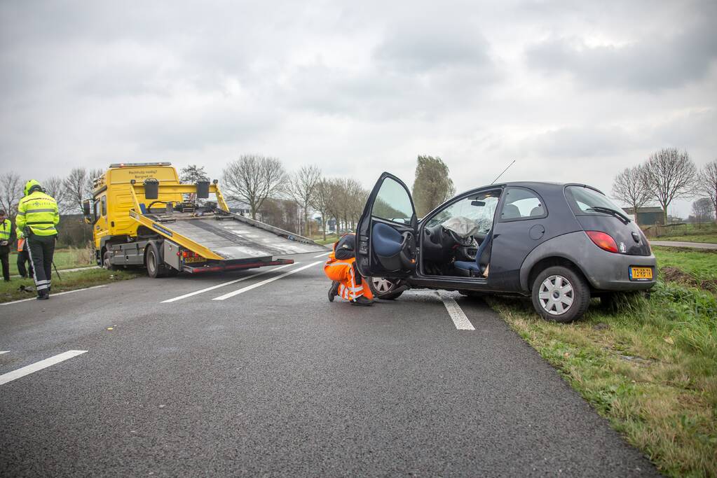 Veel schade na botsing met tractor