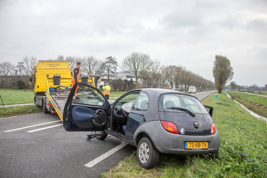 Veel schade na botsing met tractor