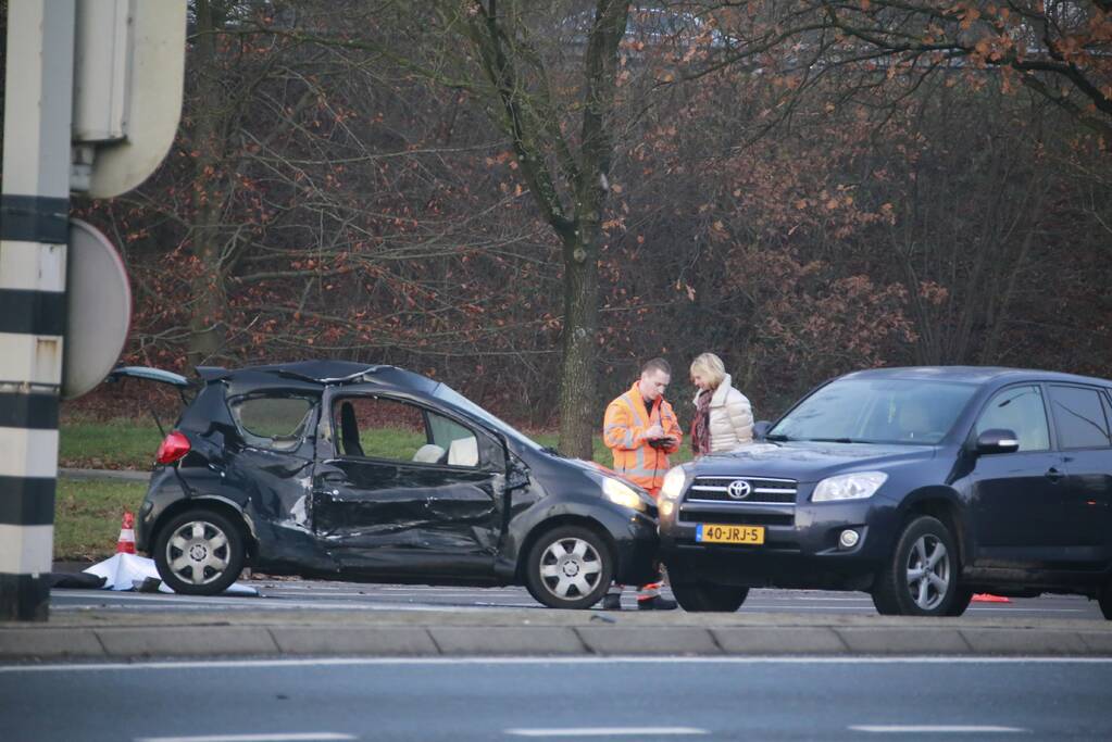 Bestuurder ernstig gewond bij aanrijding met stadsbus