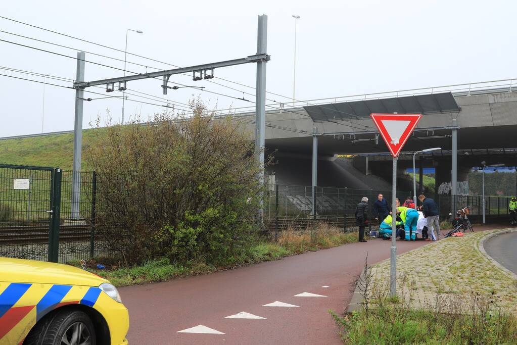 Fietsster ernstig gewond na valpartij