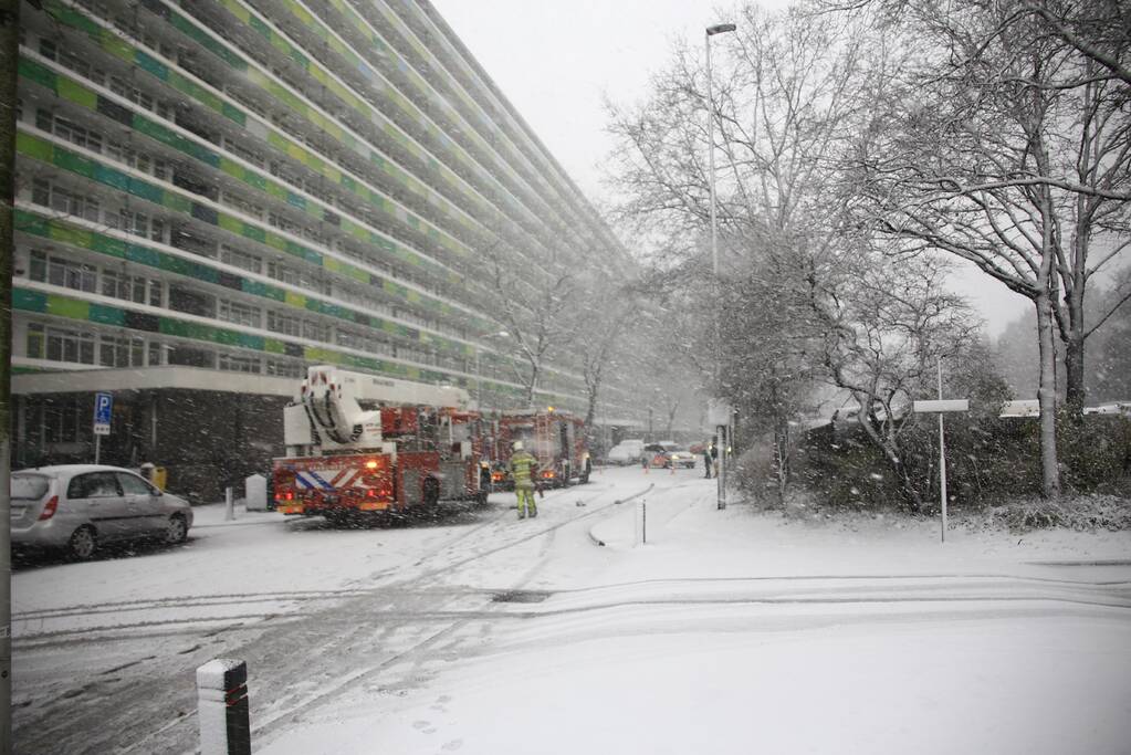 Veel rookontwikkeling bij matrassenbrand