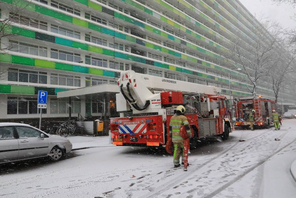 Veel rookontwikkeling bij matrassenbrand