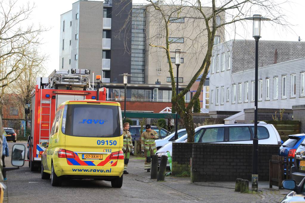 Kindje met voet vast in fiets