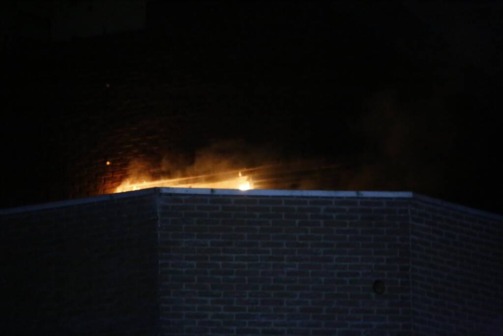 Slooppand in lichterlaaie