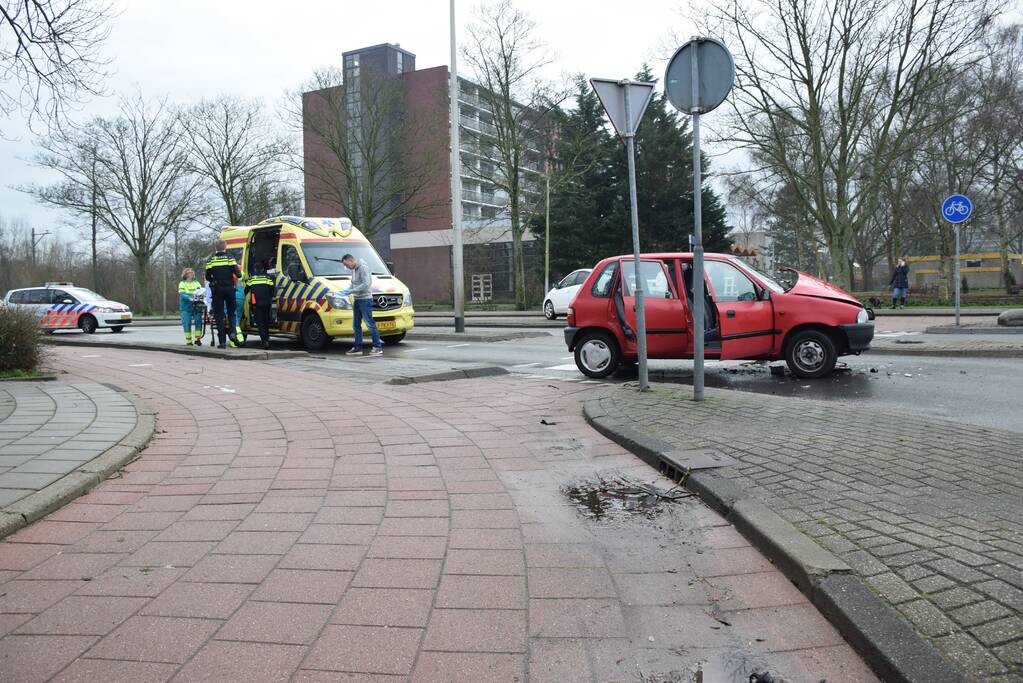 Gewonde bij forse aanrijding