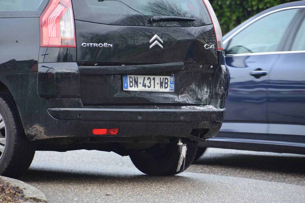 Gewonde bij forse aanrijding