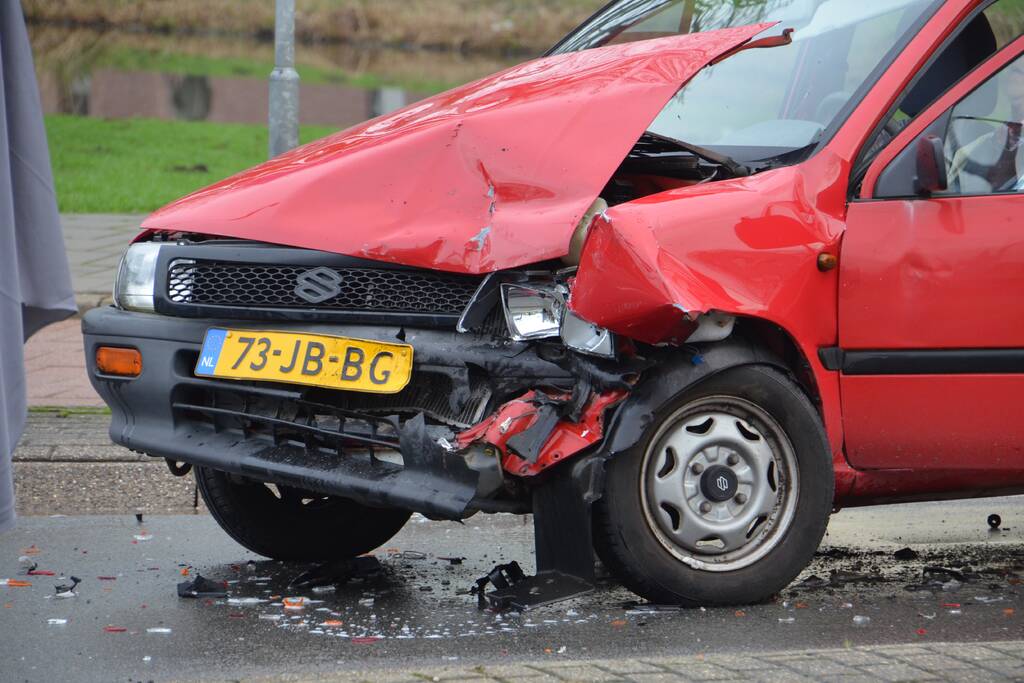 Gewonde bij forse aanrijding