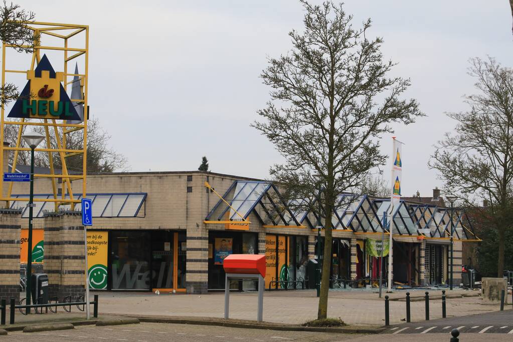 Enorme schade na plofkraak