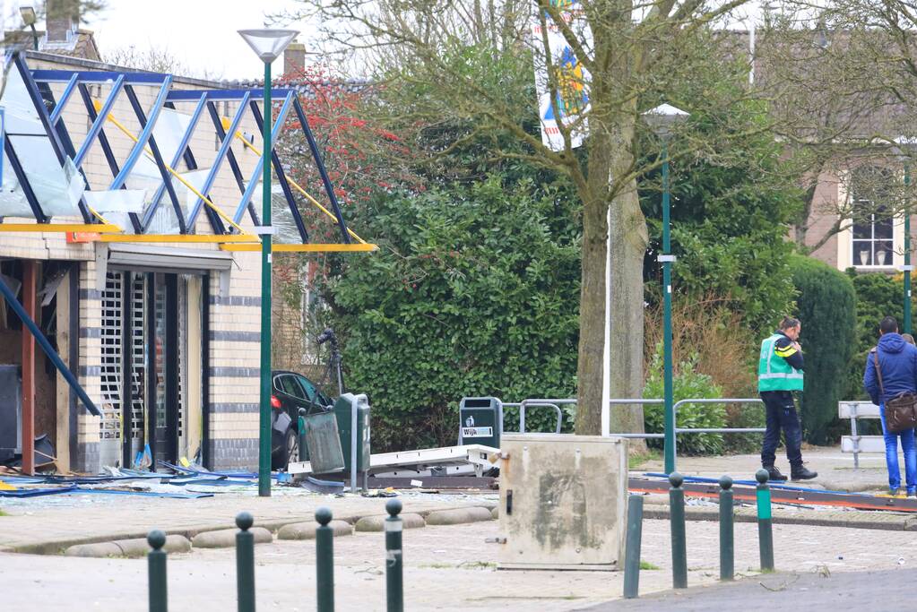 Enorme schade na plofkraak