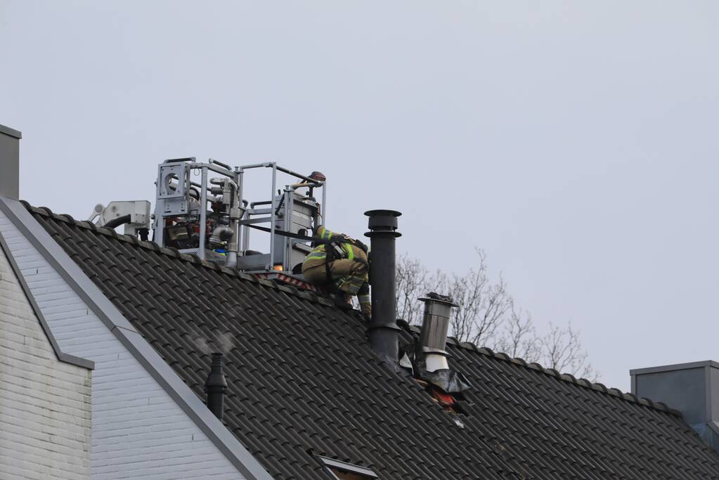 Brandweer druk met schoorsteenbrand