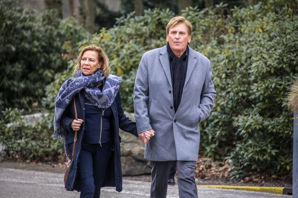 Mies Bouwman in besloten kring gecremeerd