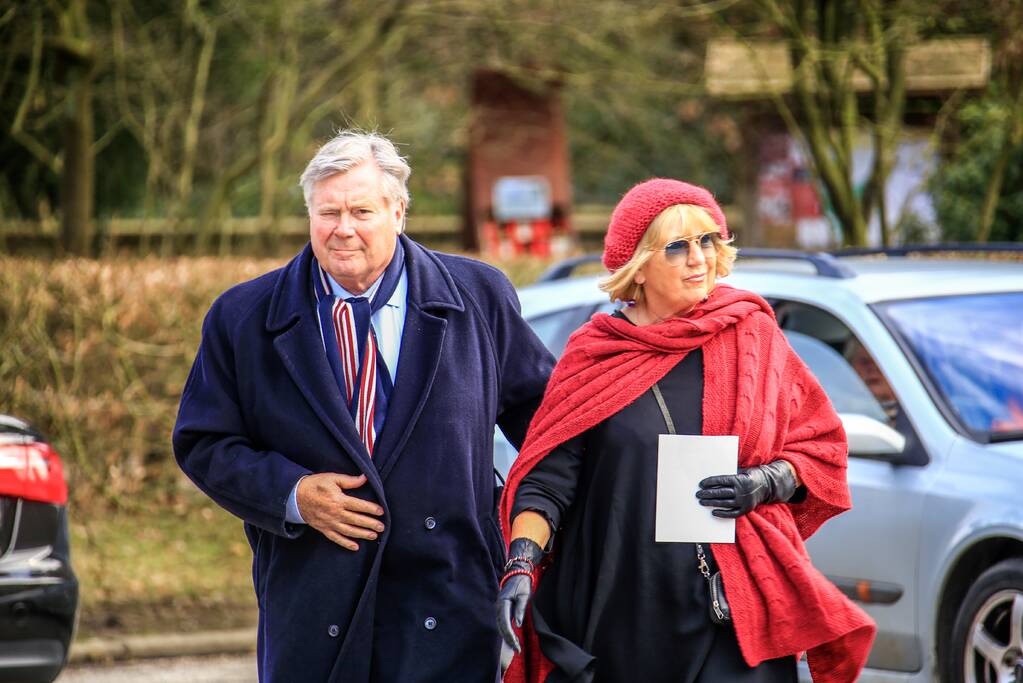 Mies Bouwman in besloten kring gecremeerd