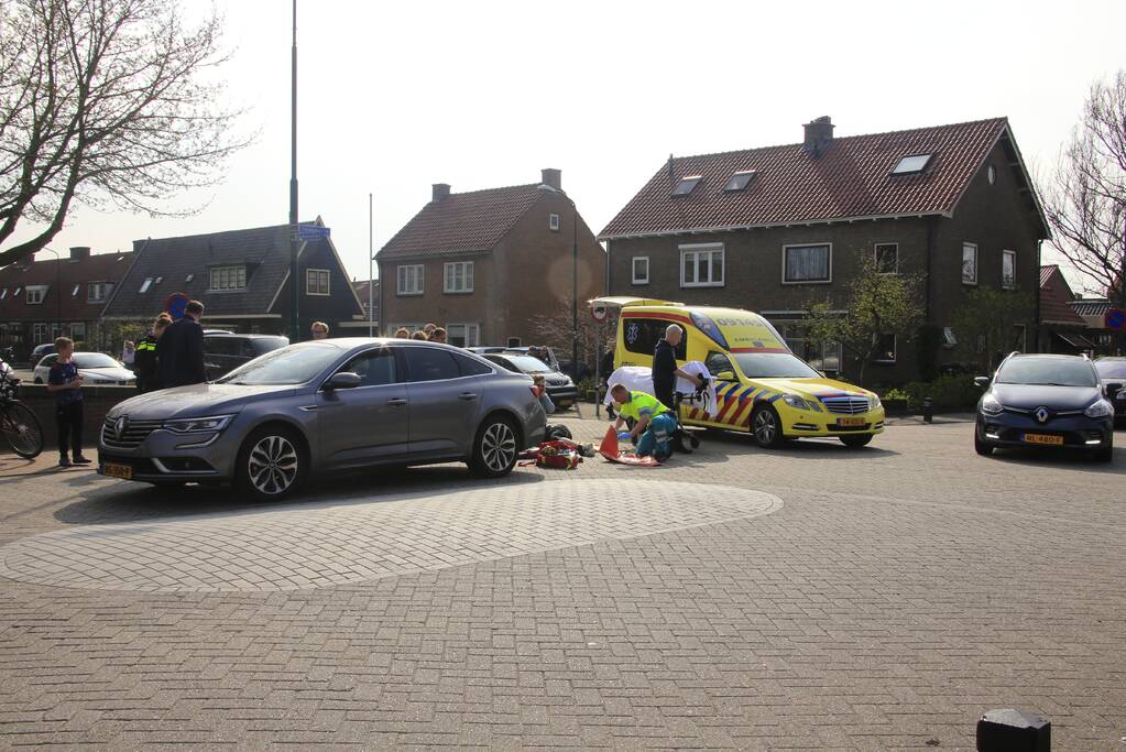 Scooterrijder gewond na botsing met auto