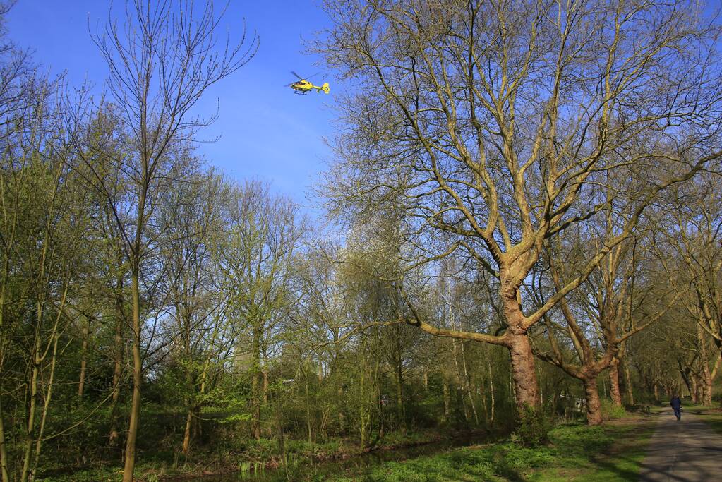 Drie gewonden bij groot busongeluk