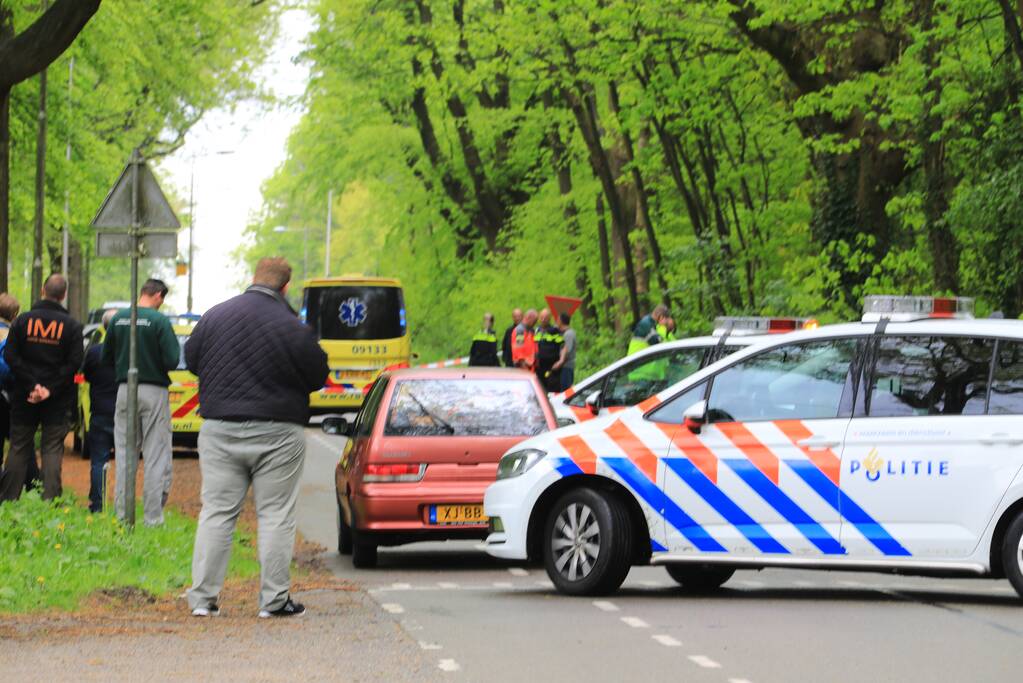Voetganger ernstig gewond na botsing met scooter