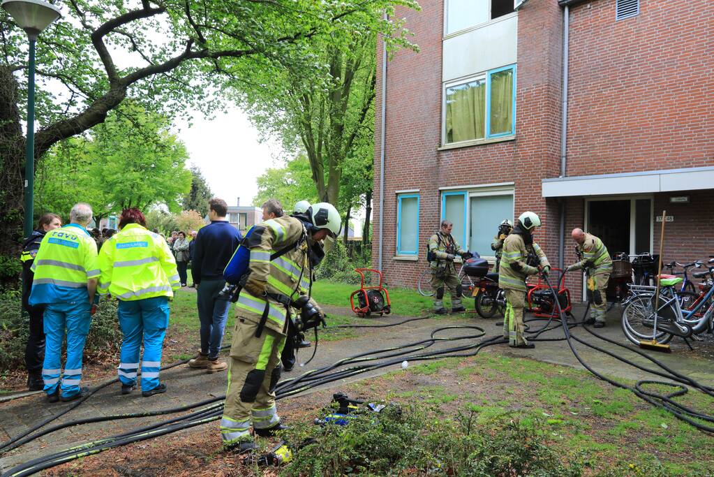 Flat ontruimd na brandstichting