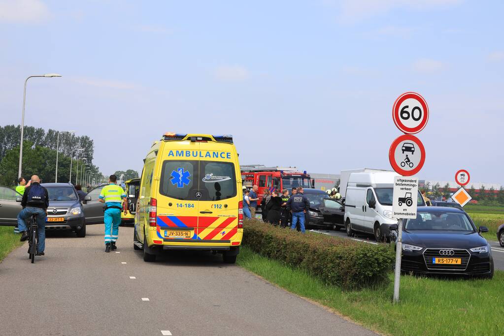Meerdere gewonden bij kop-staartaanrijding