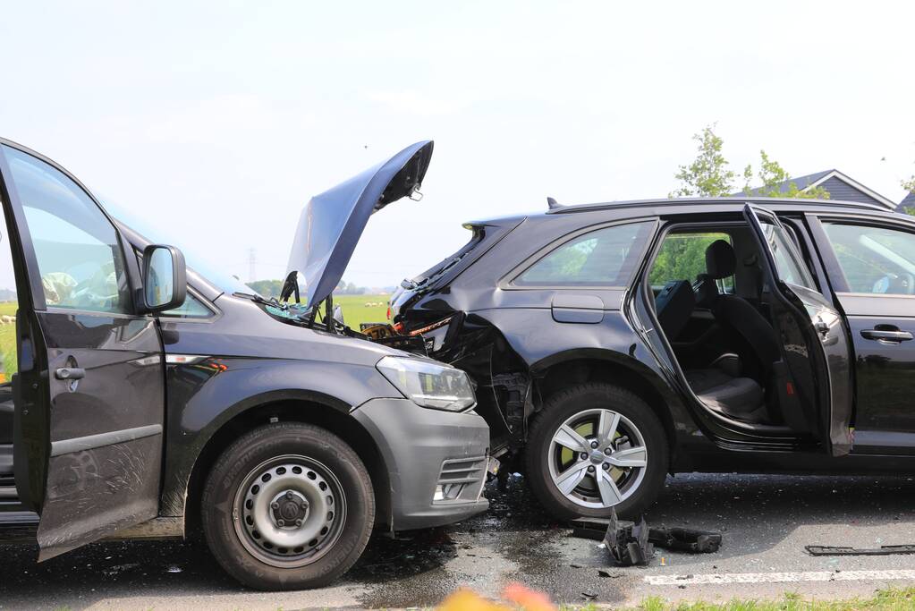 Meerdere gewonden bij kop-staartaanrijding