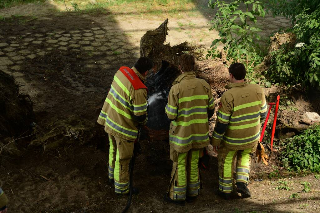 Daklozen stichtten voor tweede brand en krijgen 280 euro boete