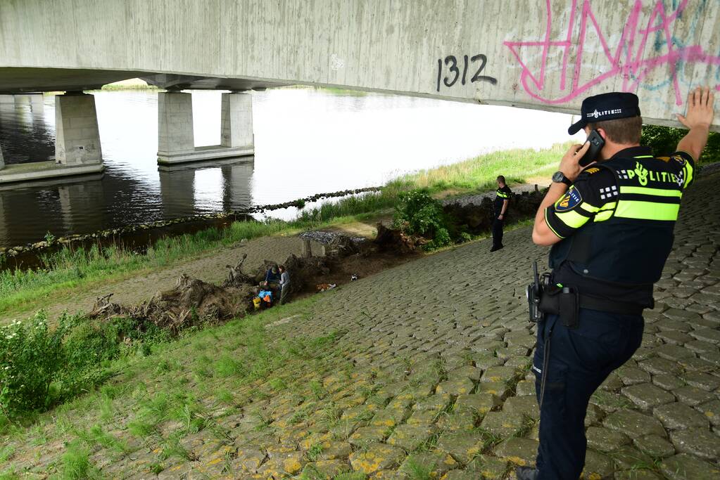 Daklozen stichtten voor tweede brand en krijgen 280 euro boete